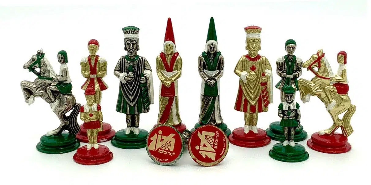 Jeu d'Echecs en Métal Peint à la Main Camelot et La Légende du Roi Arthur – Image 2