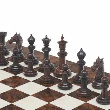 Ensemble "Bois de Rose Luxe" Echiquier en Bois de Noyer Foncé & Jeu d'Echecs en Bois de Rose Massif