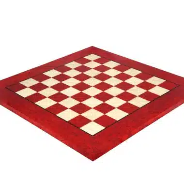 Échiquier en bois d'érable rouge, vue d'ensemble en perspective