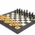 Ensemble "Frankfurt" Echiquier en Bois d'Erable et Jeu d'Echecs en Bois de Buis