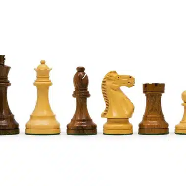 Jeu d'échecs en teck, alignement complet des pièces du roi au pion