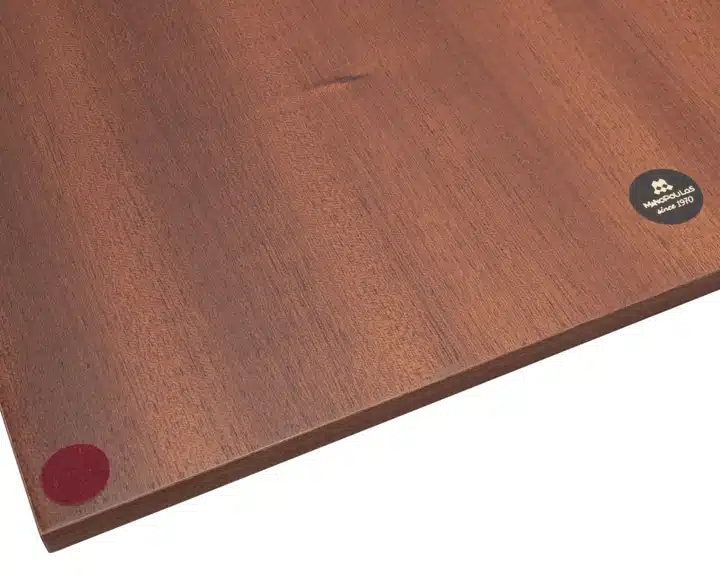 Jeu d'Echecs Sculpté en Bois d'Acacia et Echiquier en Bois d'Acajou – Image 15