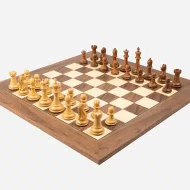 Jeu d'échecs Oxford en bois d'acacia et de buis sur échiquier noyer et érable