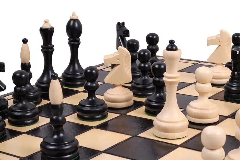 Echiquier Pliable et Jeu d'Echecs en Bois avec Rangement – Image 5