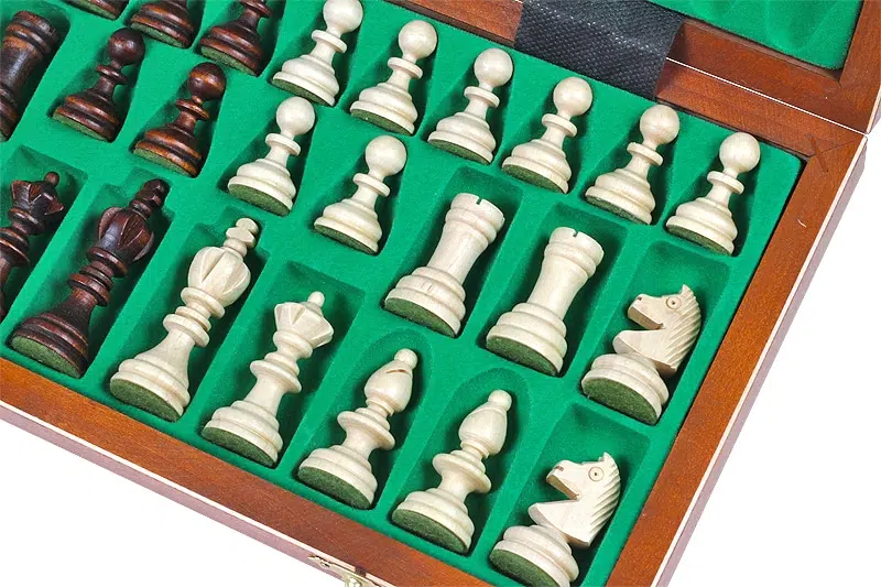 Jeu d'Echecs Pliable en Bois Olympic – Image 5