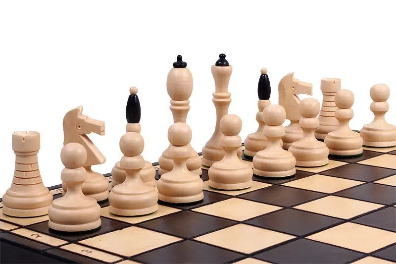 Echiquier Pliable et Jeu d'Echecs en Bois avec Rangement – Image 9