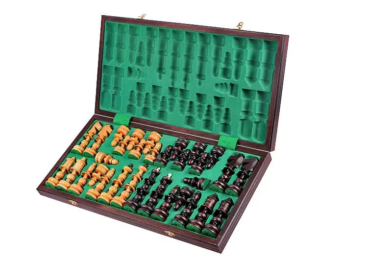 Jeu Echecs et Echiquier Geant en Bois Pliant – Image 2