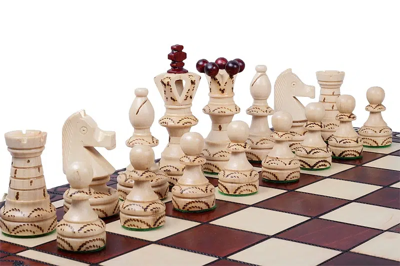Grandes Pieces Echecs Decoratives en Bois et Echiquier Pliant avec Rangement – Image 4