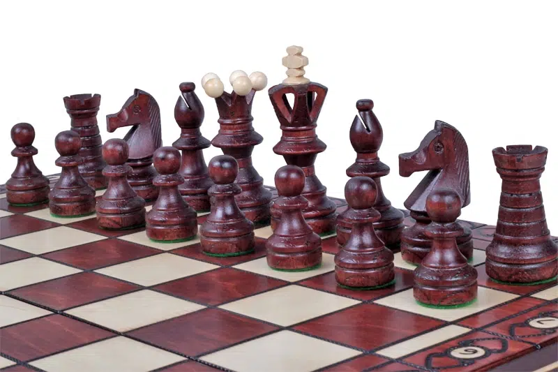 Grandes Pieces Echecs Decoratives en Bois et Echiquier Pliant avec Rangement – Image 3