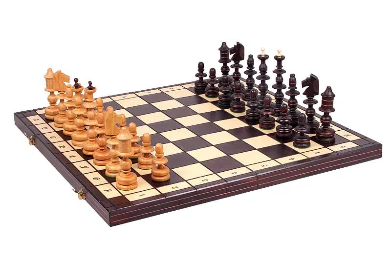 Jeu Echecs et Echiquier Geant en Bois Pliant – Image 5
