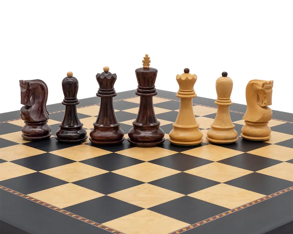 Jeu d'Echec et Echiquier en Bois 'Le Jeu de la Dame' – Image 5