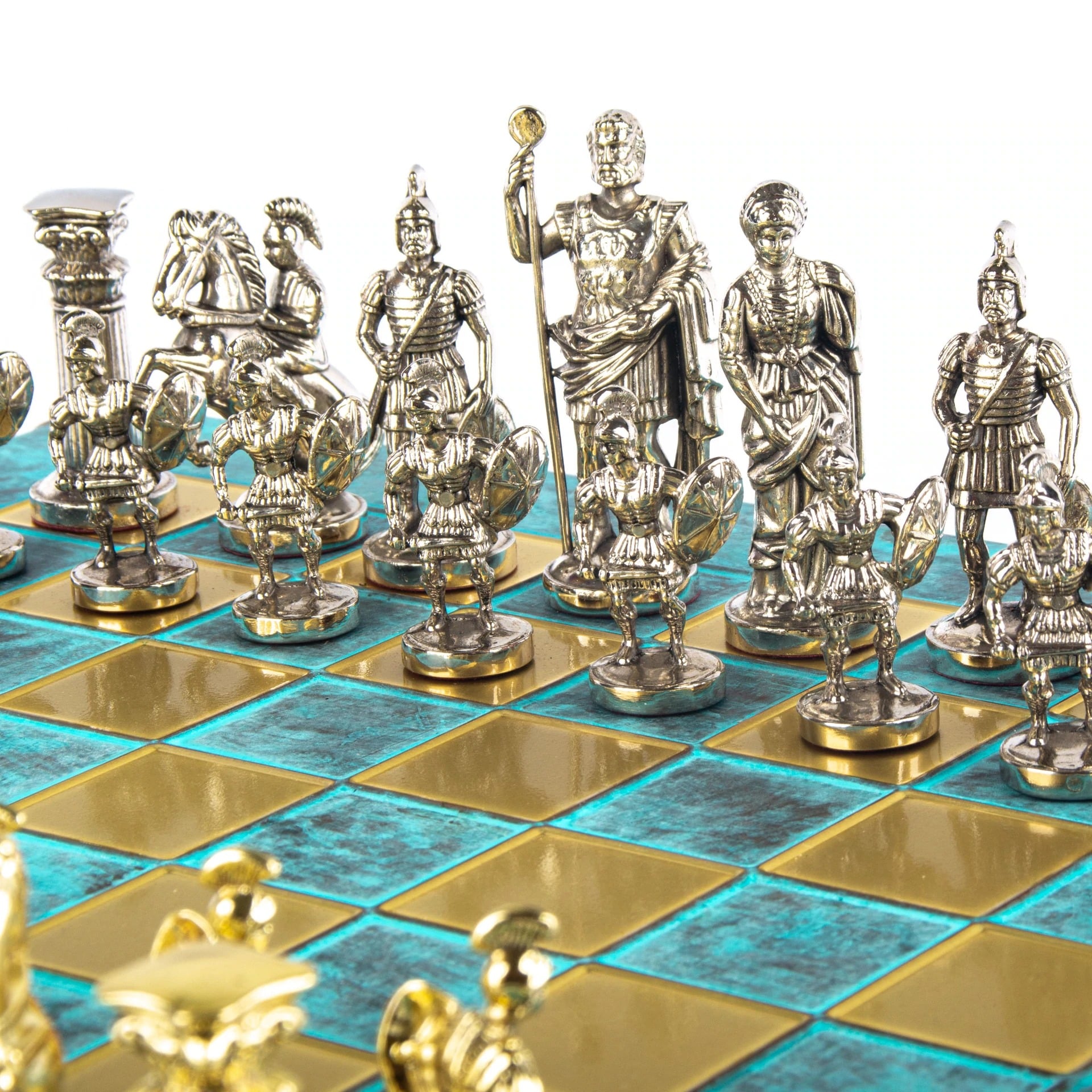 Ensemble Jeu d'Echecs Période Greco Romaine Argent et Doré – Image 25