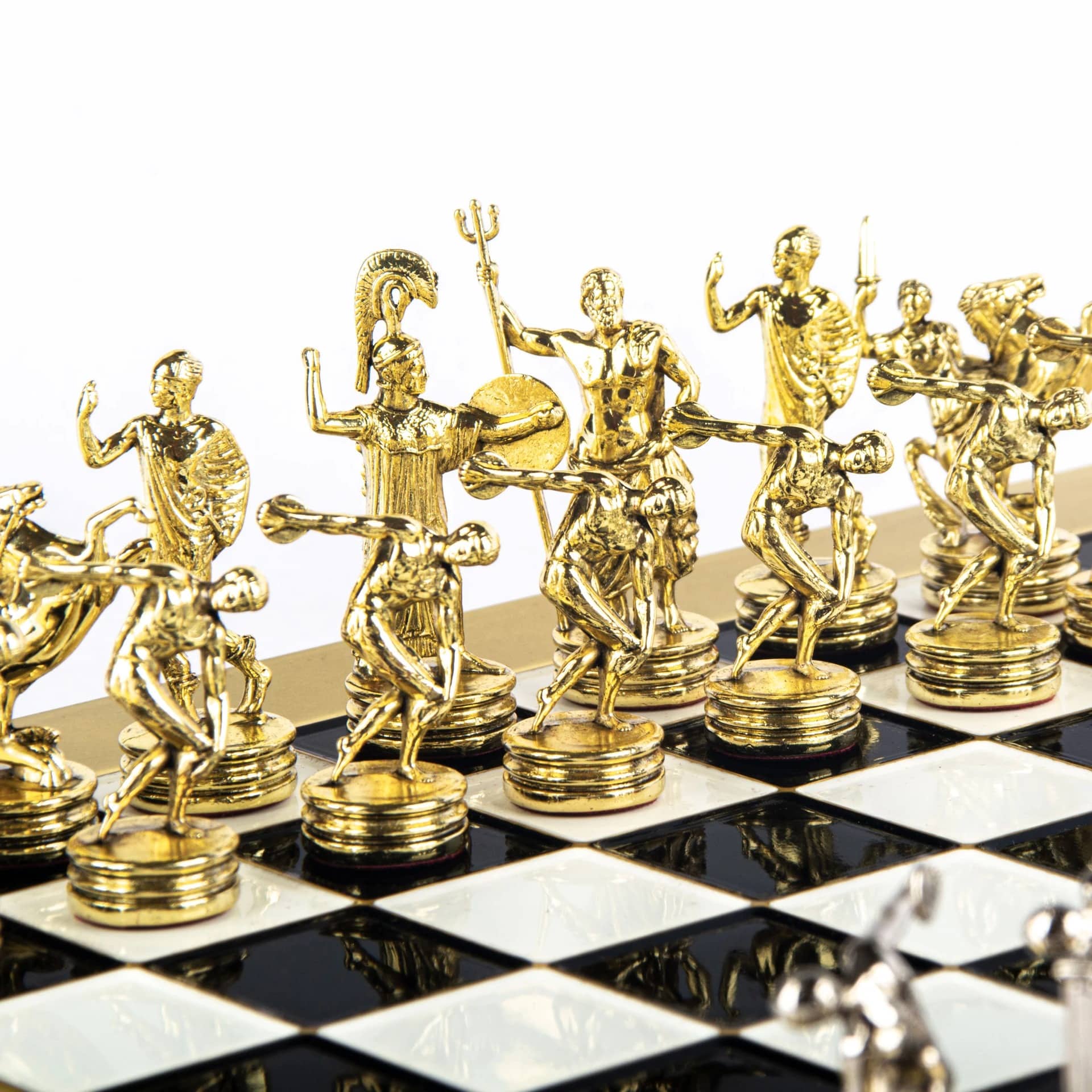 Ensemble de Jeu d'Échecs en Metal Lanceurs de Disque Or & Argent - 36 x 36 cm – Image 26
