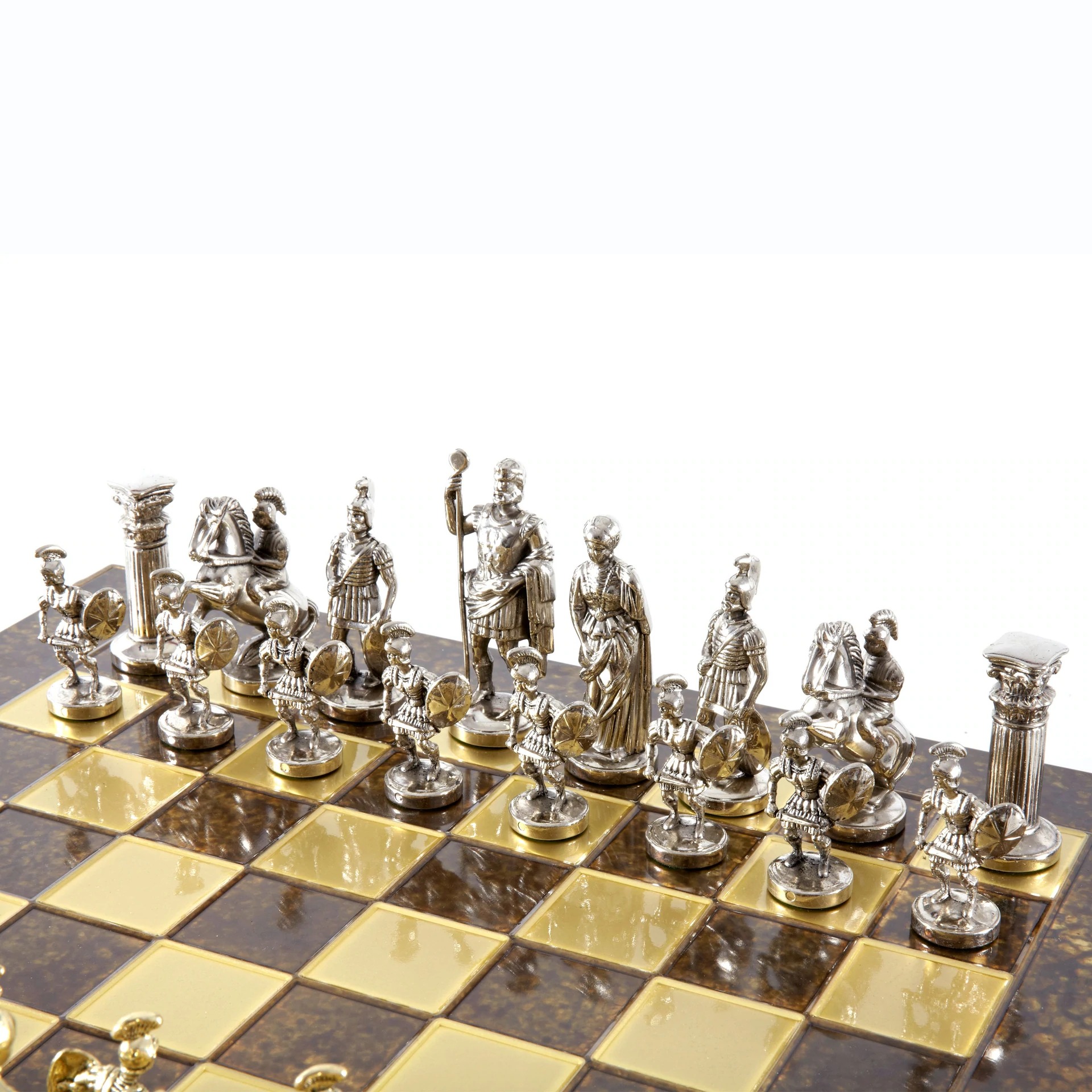Ensemble Jeu d'Echecs Période Greco Romaine Argent et Doré – Image 5