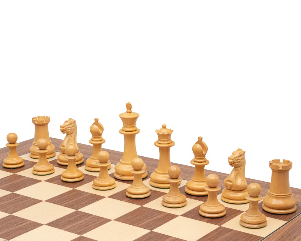 Jeu d’Échecs Staunton 1851 de Luxe en Ébène et Buis avec Échiquier de 60 cm et Coffret en Acajou – Roi 11 cm