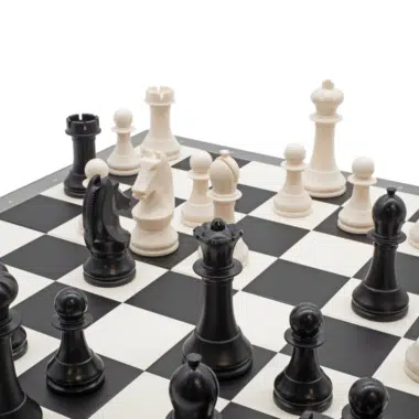 Ensemble d’échecs Championnat du Monde – Academy Edition