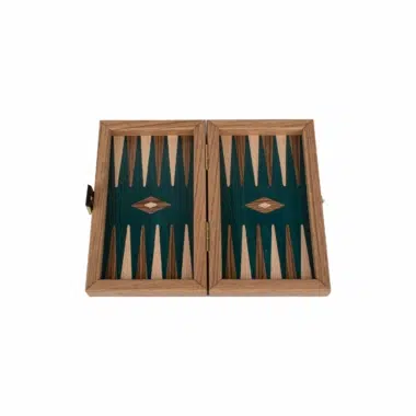 Vue supérieure du plateau de backgammon en marqueterie artisanale